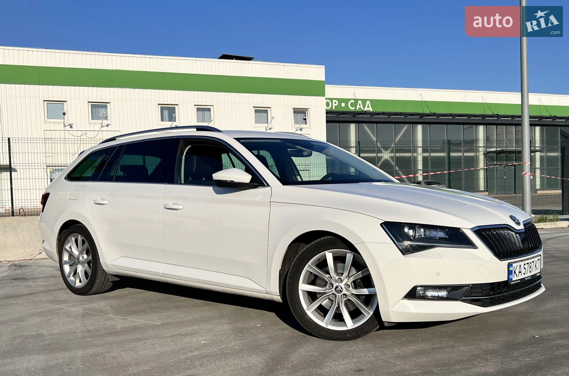 2017 Skoda Superb - мініатюра 5