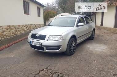 Лифтбек Skoda Superb 2006 в Львове