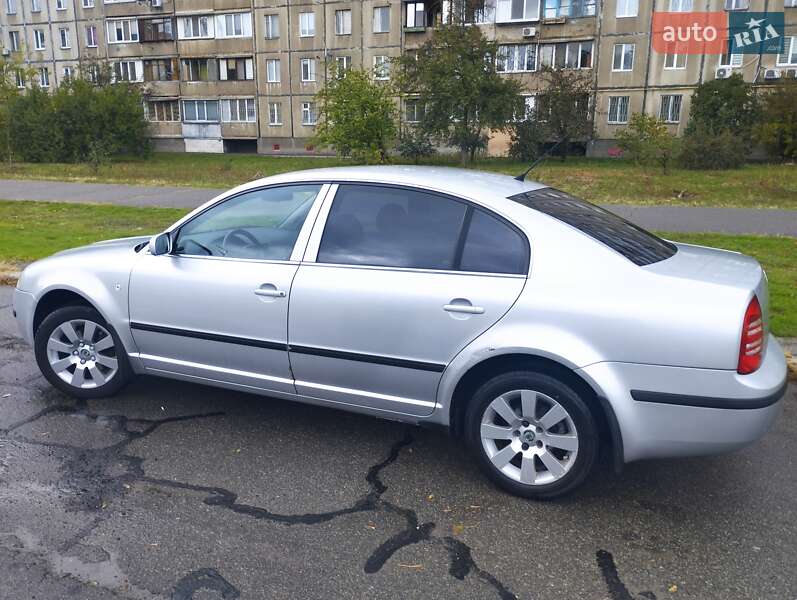Лифтбек Skoda Superb 2004 в Киеве фото 2 Лифтбек Skoda Superb 2004 в Киеве