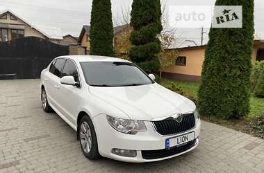 Ліфтбек Skoda Superb 2010 в Львові