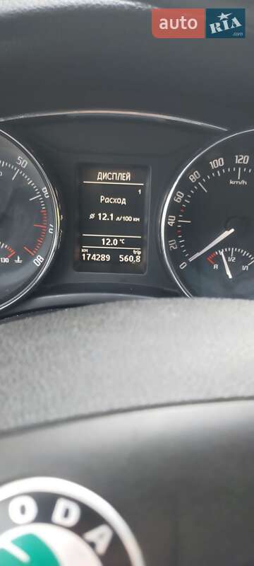 Ліфтбек Skoda Superb 2012 в Черкасах фото 3 Ліфтбек Skoda Superb 2012 в Черкасах