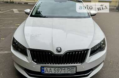 Ліфтбек Skoda Superb 2016 в Києві