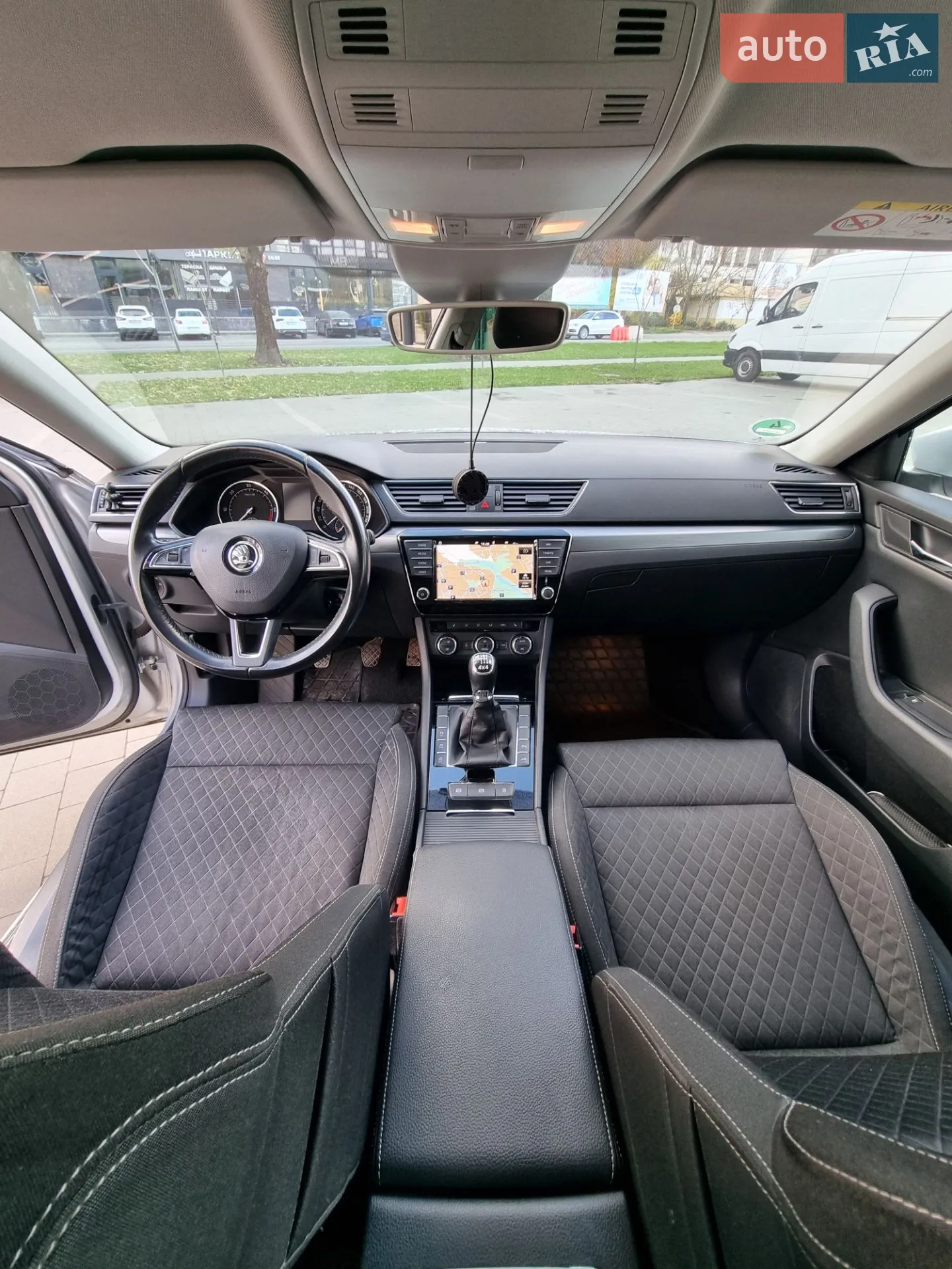 2015 Skoda Superb - мініатюра 4