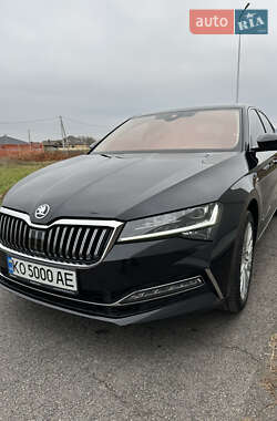 Лифтбек Skoda Superb 2022 в Хусте