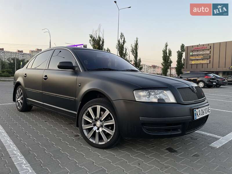 Skoda Superb 2005