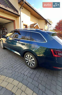 Универсал Skoda Superb 2017 в 