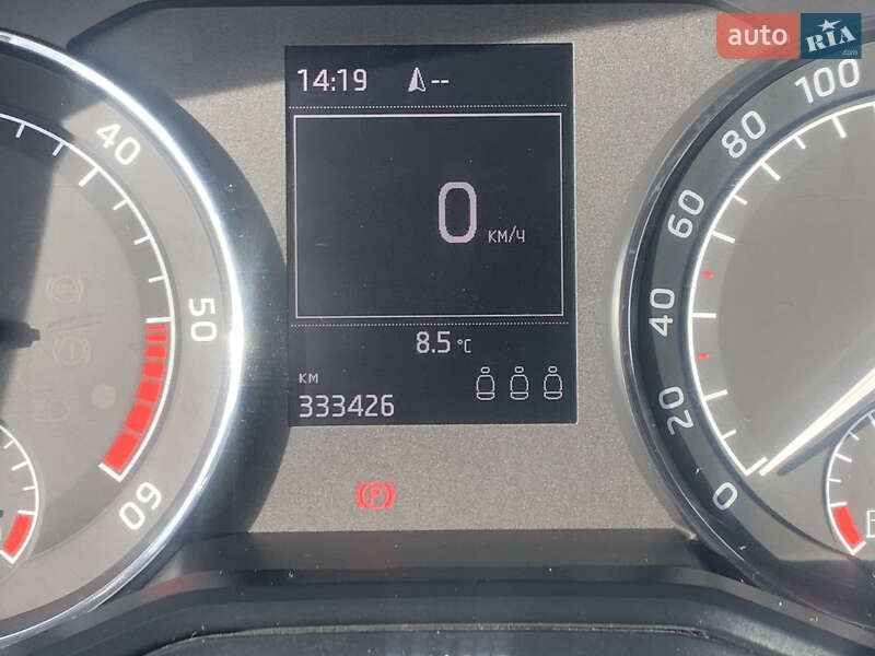 Универсал Skoda Superb 2016 в Хусте