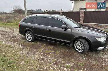 Универсал Skoda Superb 2010 в Снятине