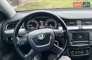 Универсал Skoda Superb 2010 в Снятине