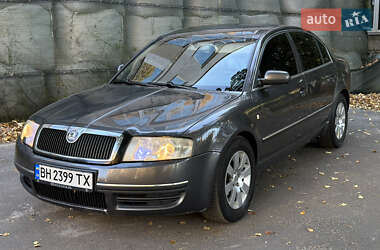 Лифтбек Skoda Superb 2004 в Николаеве