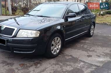 Лифтбек Skoda Superb 2002 в Львове