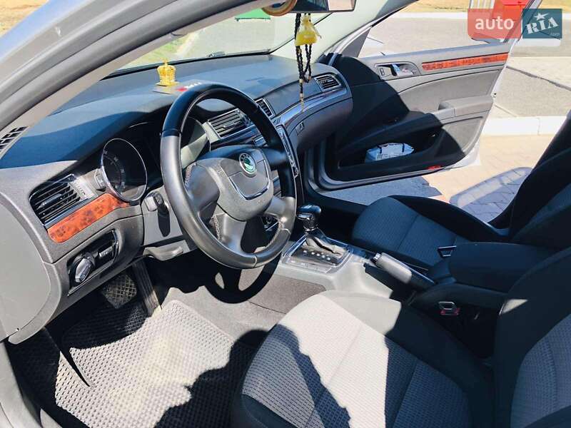 Лифтбек Skoda Superb 2011 в Новоархангельске фото 12 Лифтбек Skoda Superb 2011 в Новоархангельске