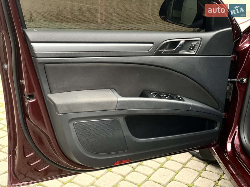 Лифтбек Skoda Superb 2012 в Мукачево