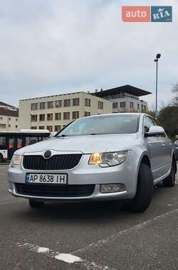 Ліфтбек Skoda Superb 2012 в Львові