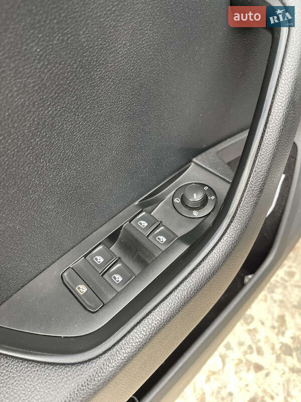 Лифтбек Skoda Superb 2016 в Кривом Роге