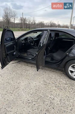 Лифтбек Skoda Superb 2016 в 