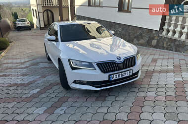 Лифтбек Skoda Superb 2017 в 