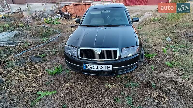 Лифтбек Skoda Superb 2006 в Боярке