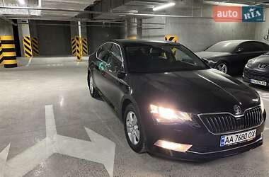 Ліфтбек Skoda Superb 2015 в Києві