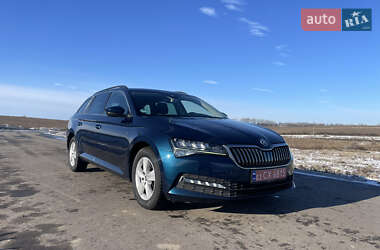 Универсал Skoda Superb 2020 в Ровно