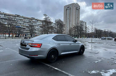 Лифтбек Skoda Superb 2019 в Киеве