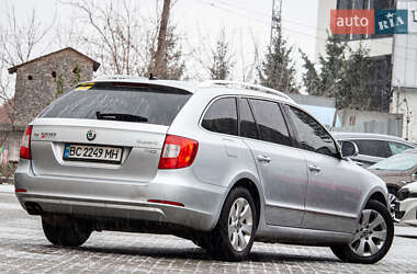 Универсал Skoda Superb 2012 в Львове