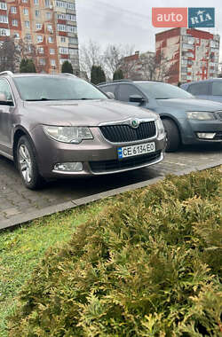 Универсал Skoda Superb 2010 в Черновцах