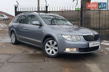 Универсал Skoda Superb 2011 в Киеве