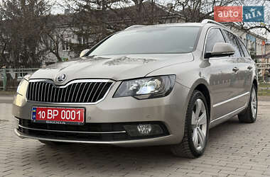 Универсал Skoda Superb 2014 в Кременце