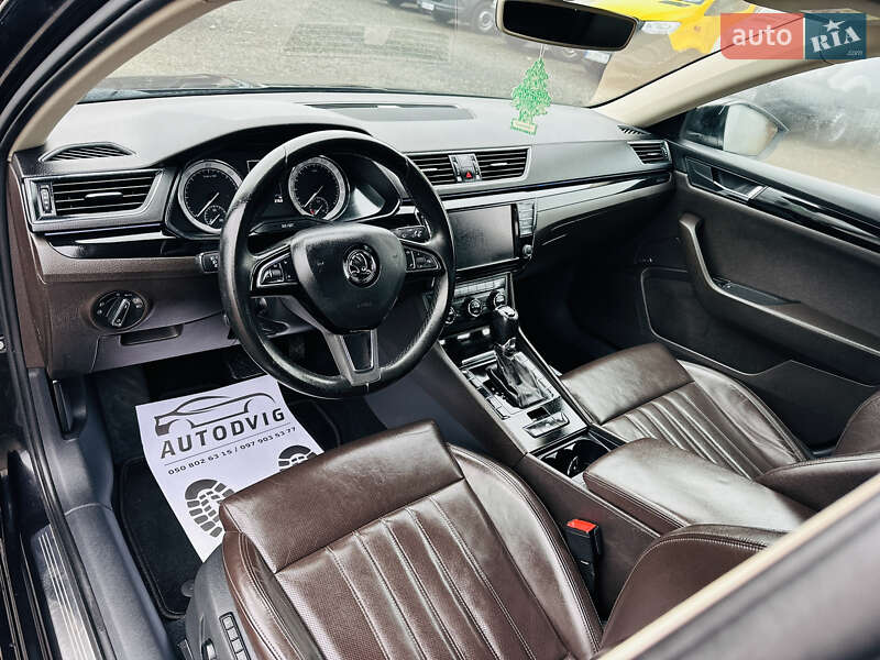 Лифтбек Skoda Superb 2017 в Иршаве