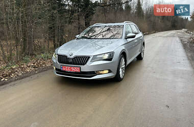 Универсал Skoda Superb 2017 в Долине