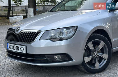 Ліфтбек Skoda Superb 2013 в Чернівцях