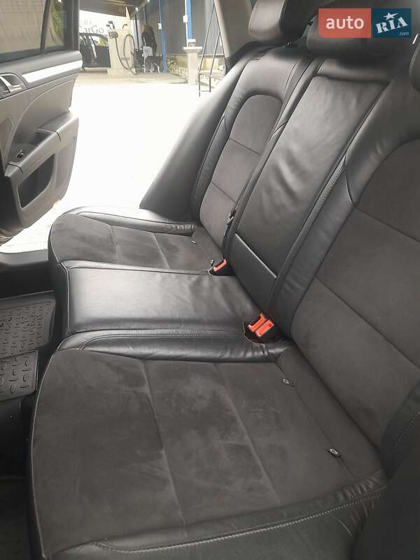 Універсал Skoda Superb 2012 в Тернополі