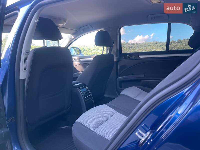 Лифтбек Skoda Superb 2010 в Солотвине