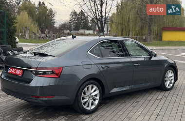 Ліфтбек Skoda Superb 2019 в Луцьку