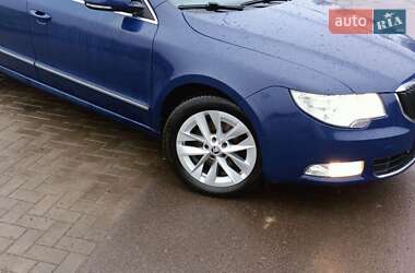 Універсал Skoda Superb 2010 в Рівному