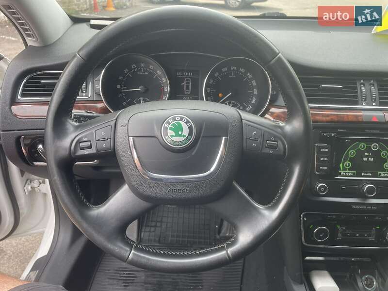 Лифтбек Skoda Superb 2012 в Киеве