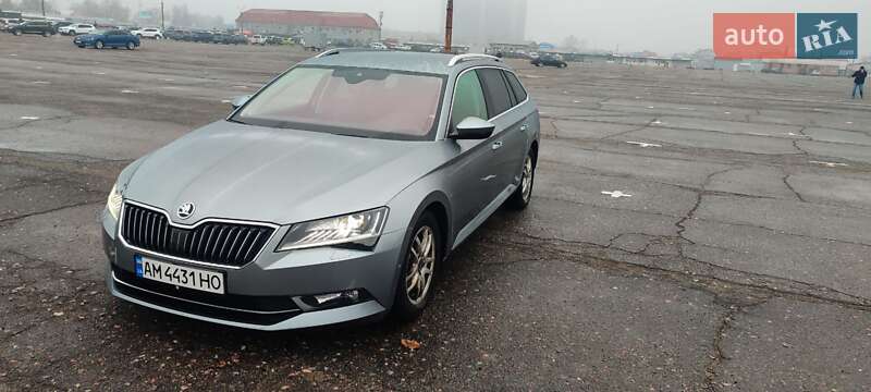 Универсал Skoda Superb 2019 в Радомышле