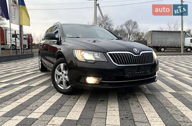 Універсал Skoda Superb 2014 в Львові