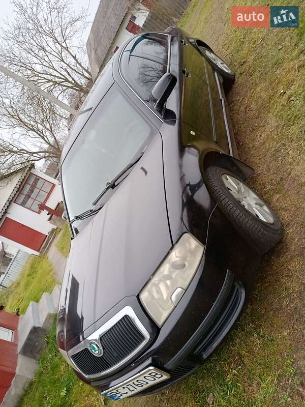 Ліфтбек Skoda Superb 2004 в Шептицькому