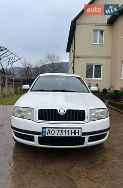 Лифтбек Skoda Superb 2003 в Калинах