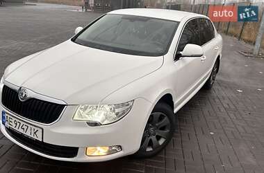 Ліфтбек Skoda Superb 2012 в Дніпрі