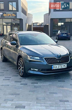 Універсал Skoda Superb 2015 в Києві