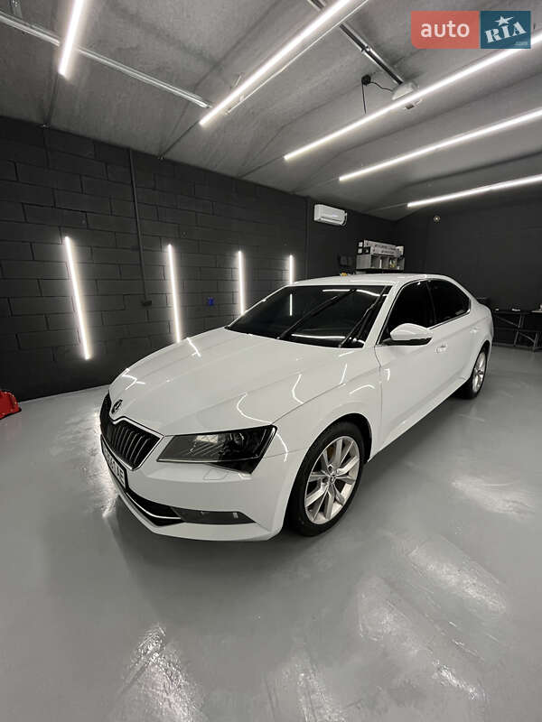 Лифтбек Skoda Superb 2016 в Полтаве