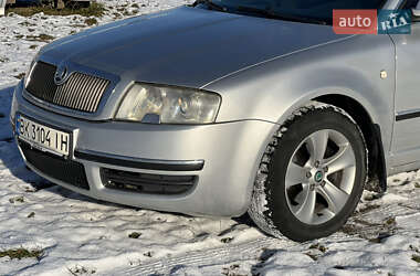 Ліфтбек Skoda Superb 2004 в Рівному