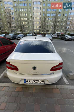 Лифтбек Skoda Superb 2010 в Софиевской Борщаговке