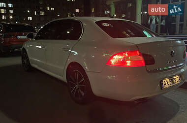 Лифтбек Skoda Superb 2010 в Софиевской Борщаговке