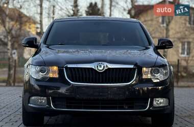 Лифтбек Skoda Superb 2010 в Дрогобыче