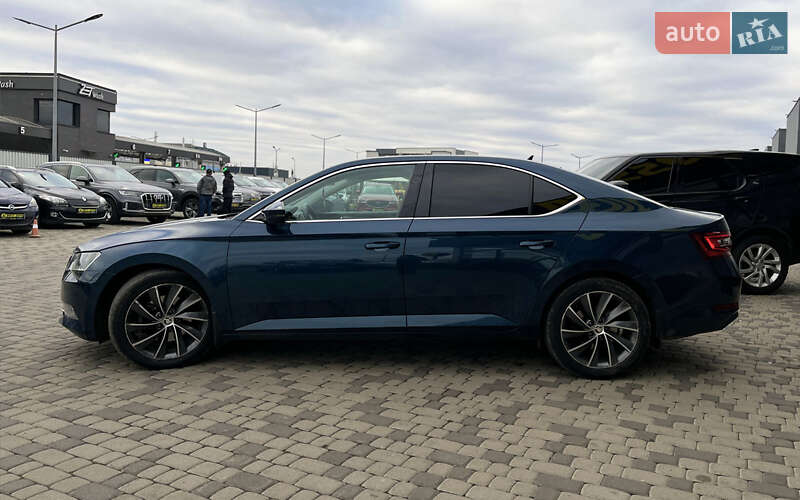 Лифтбек Skoda Superb 2016 в Мукачево