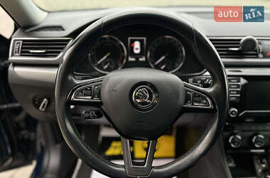 Лифтбек Skoda Superb 2016 в 